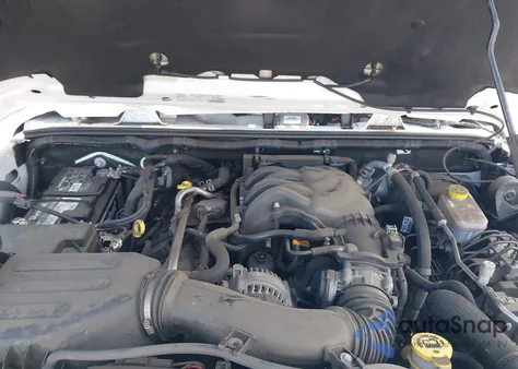 2017 Jeep Wrangler Unlimited Sahara 4X4 from USA, damaged, VIN 1C4BJWEG3HL723043